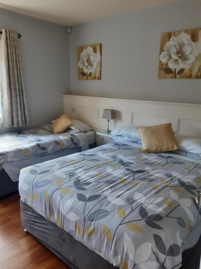 Green Acres Guesthouse- Accommodation Only Lower Coolcorcoran Екстериор снимка
