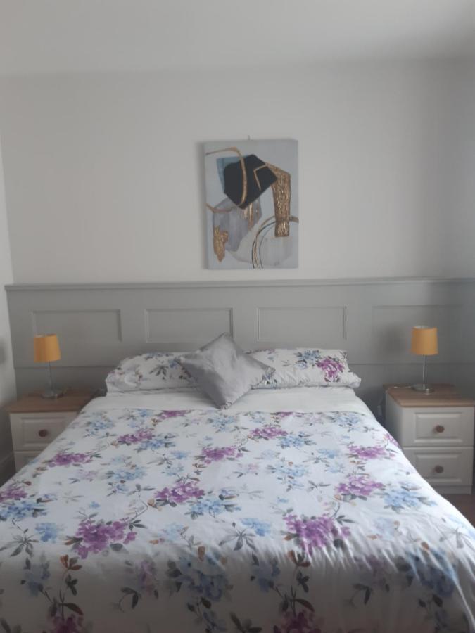 Green Acres Guesthouse- Accommodation Only Lower Coolcorcoran Екстериор снимка